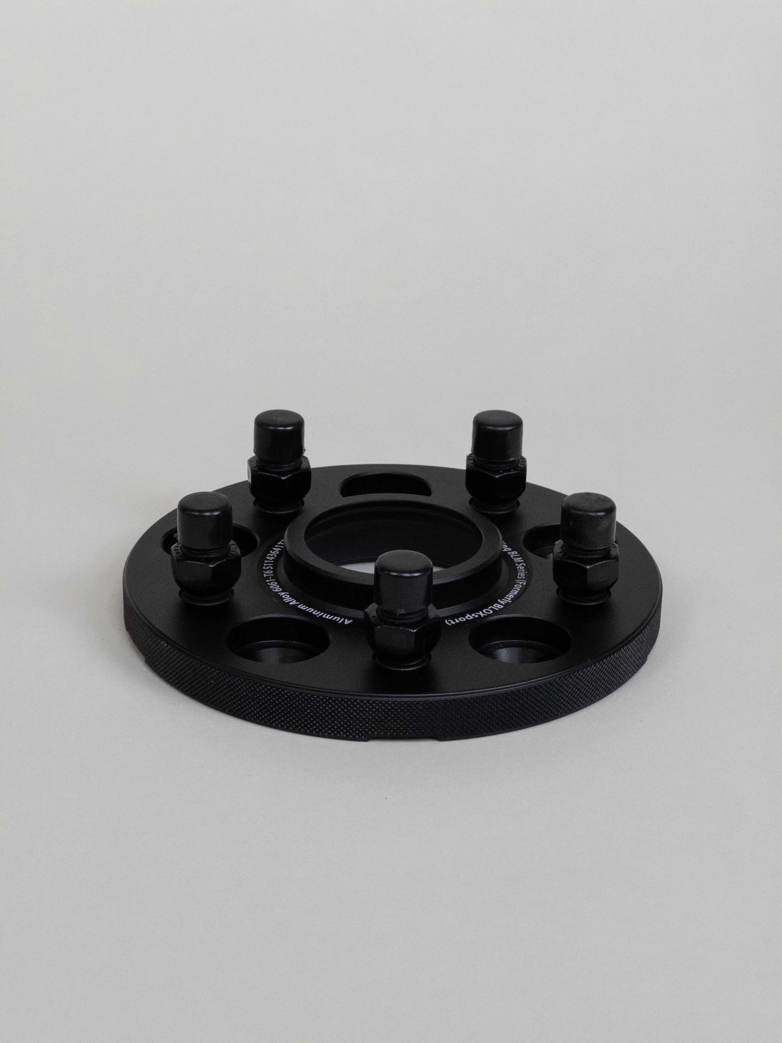 Spacers Smidda Model S & X TÜV-godkända