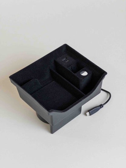 Model 3 & Y facelift -säilytyslaatikko USB:llä