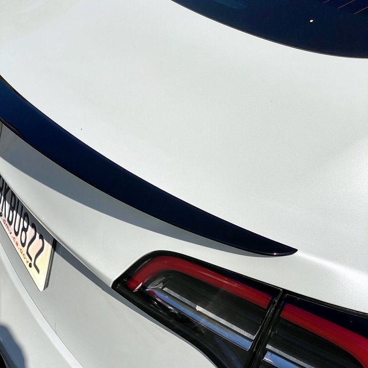 Model 3 Spoiler ABS blanksvart