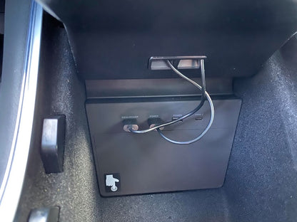Tesla Model 3 & Y USB Hub