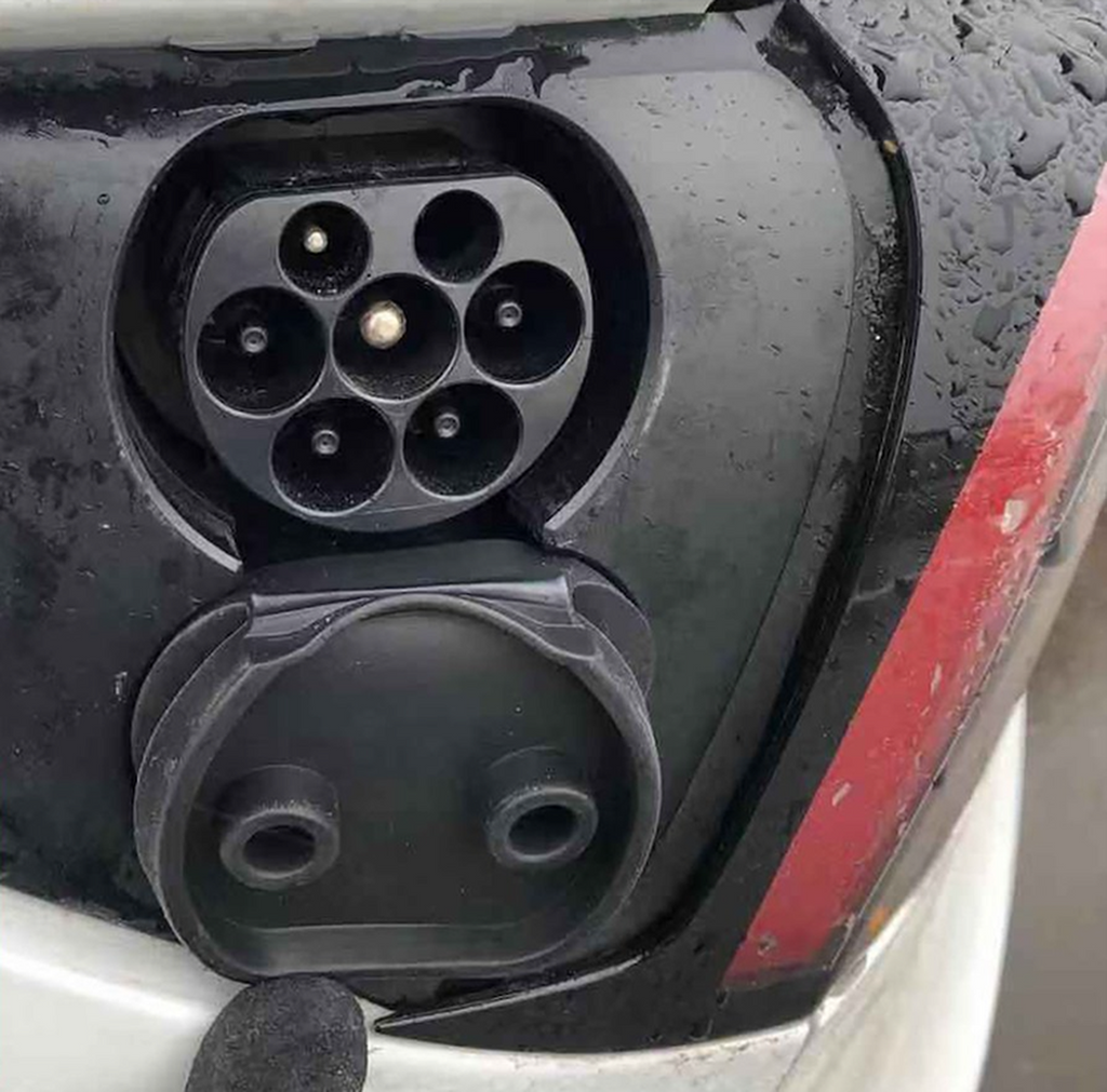 Skydd för Laddlucka till elbil - CCS Skydd