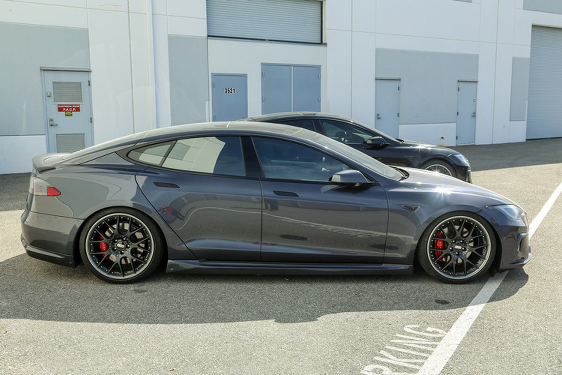 Sänkningssats Unplugged Performance Tesla Model S