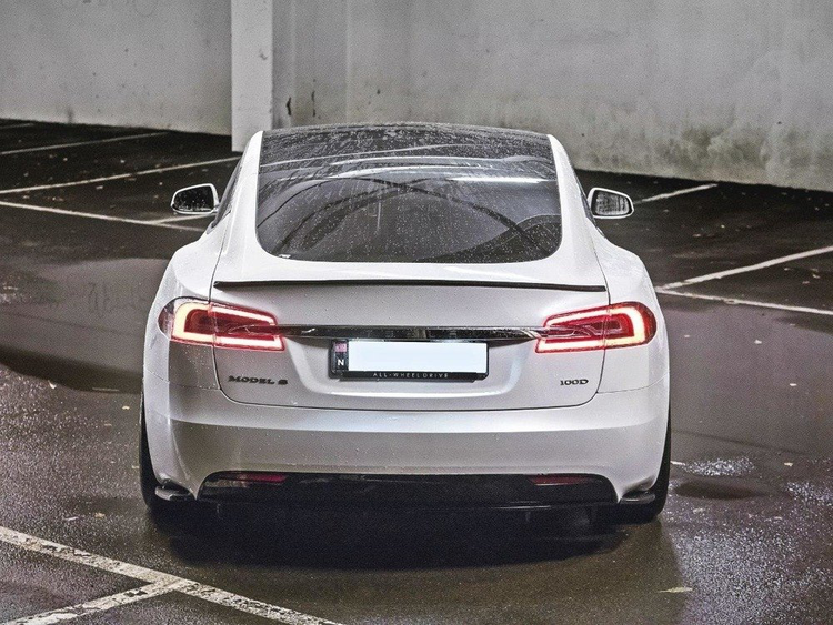 Bakre Sido Splitter Maxton Design Tesla Model S