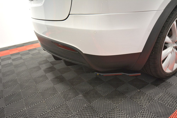 Bakre Diffuser Maxton Design Tesla Model X
