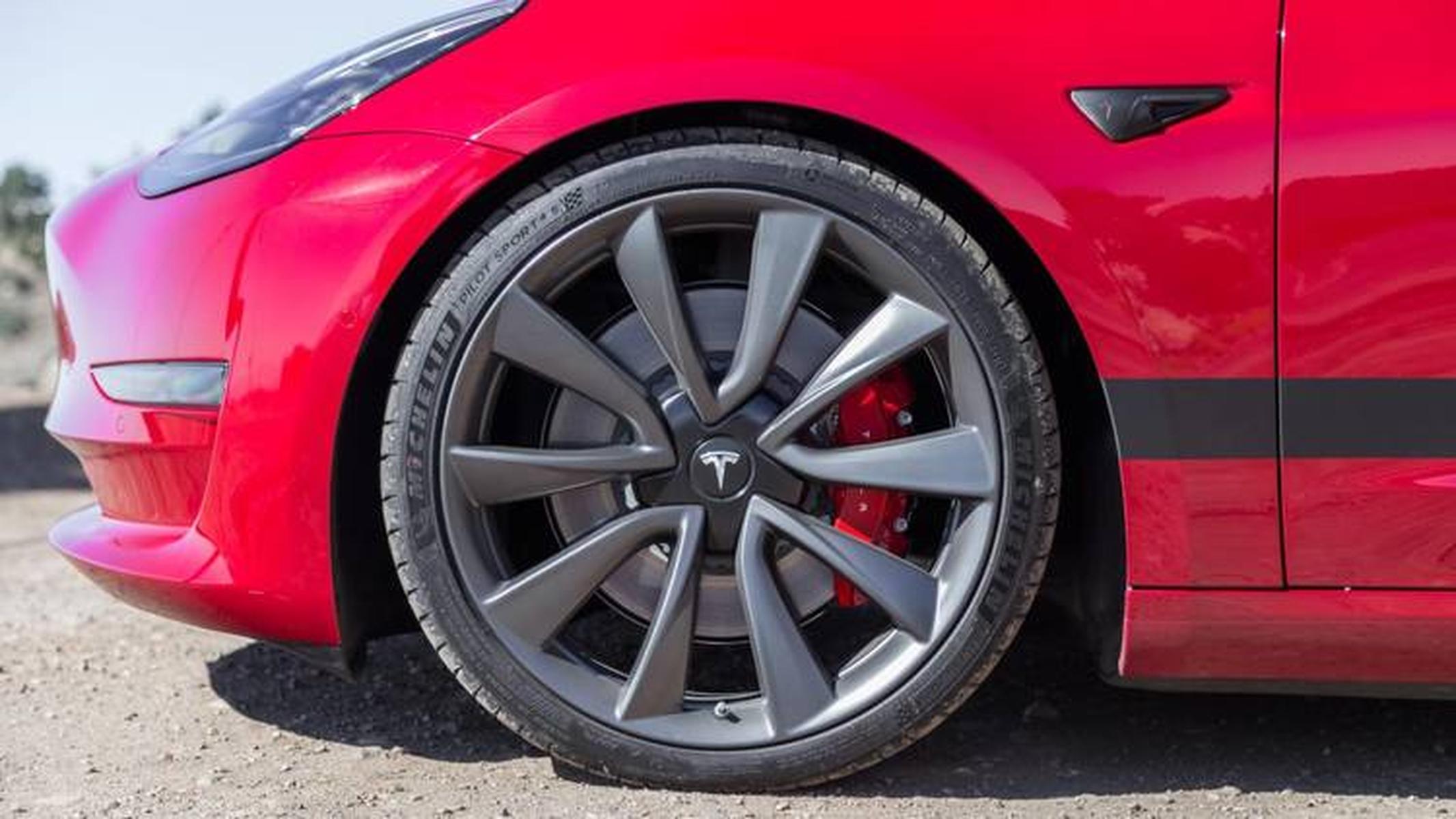 Brake pads (Race) Unplugged Performance Tesla Model 3