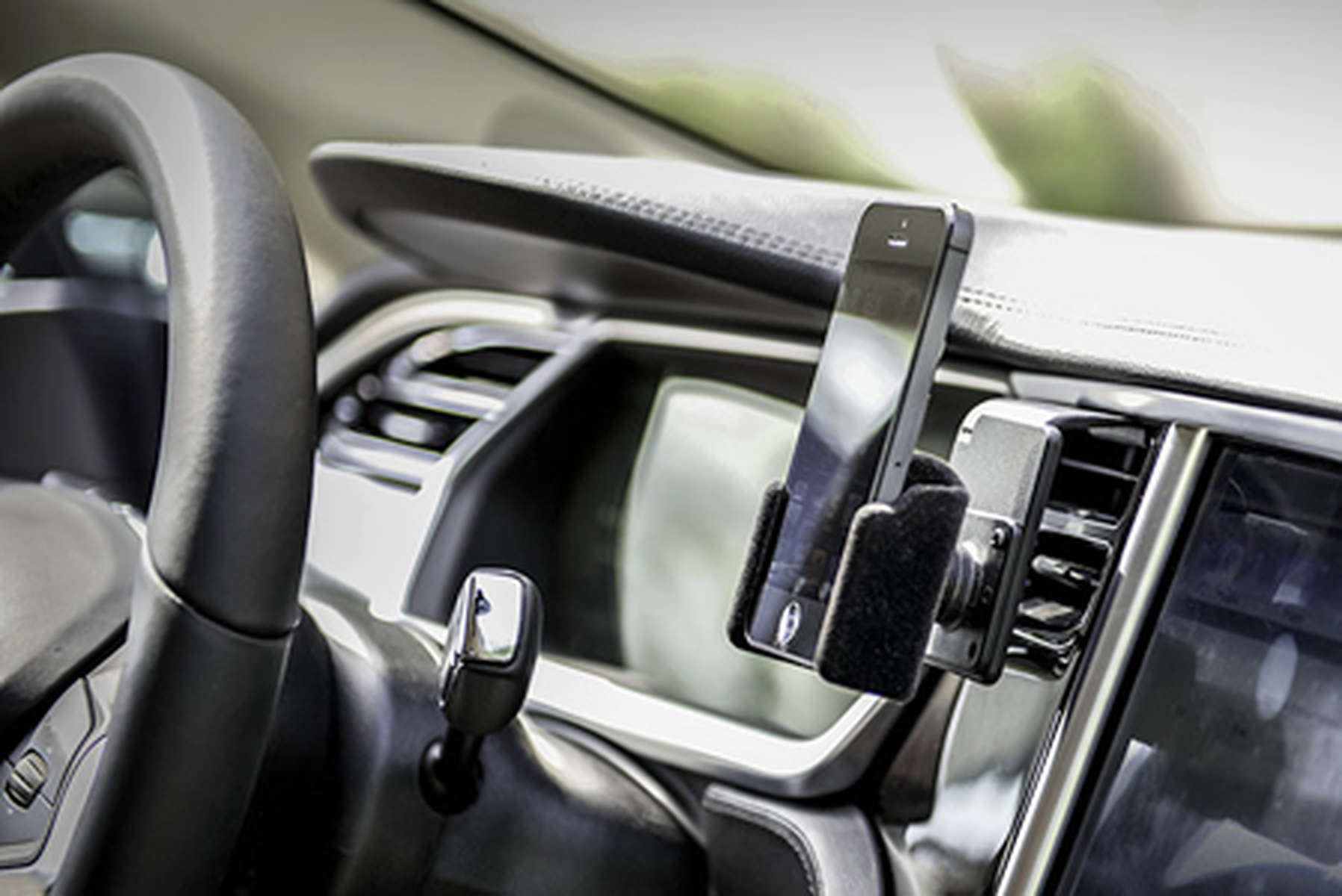 Mobilhållare Brodit Tesla Model S & X