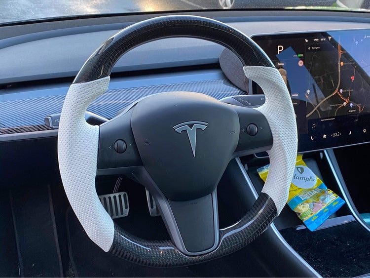 Henkilökohtainen Tesla-ohjauspyörä