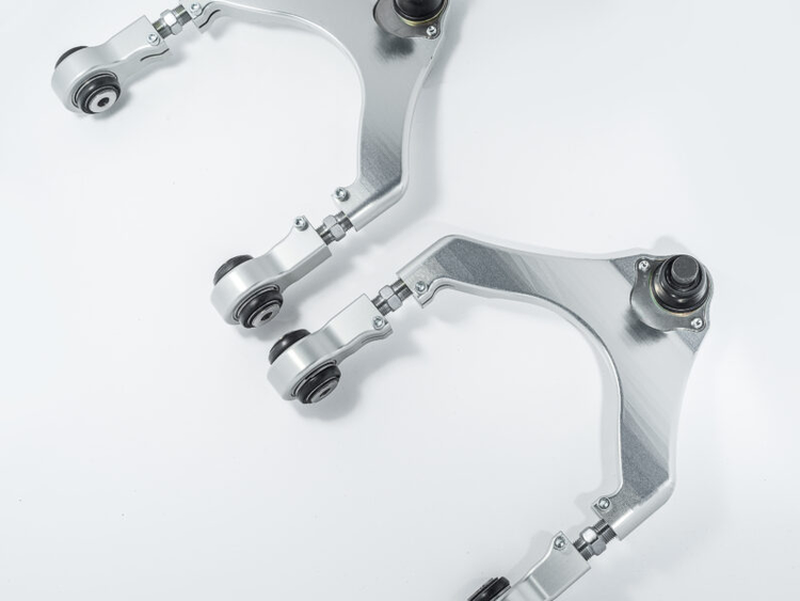 Justerbara Främre Övre Kontrollarmar Unplugged Performance Tesla Model 3 & Y