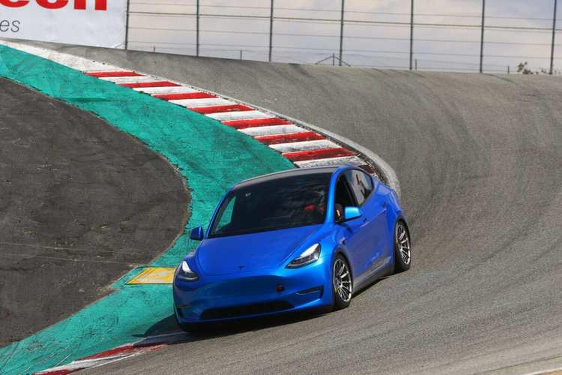 Krængningsstabilisator Unplugged Performance Tesla Model Y