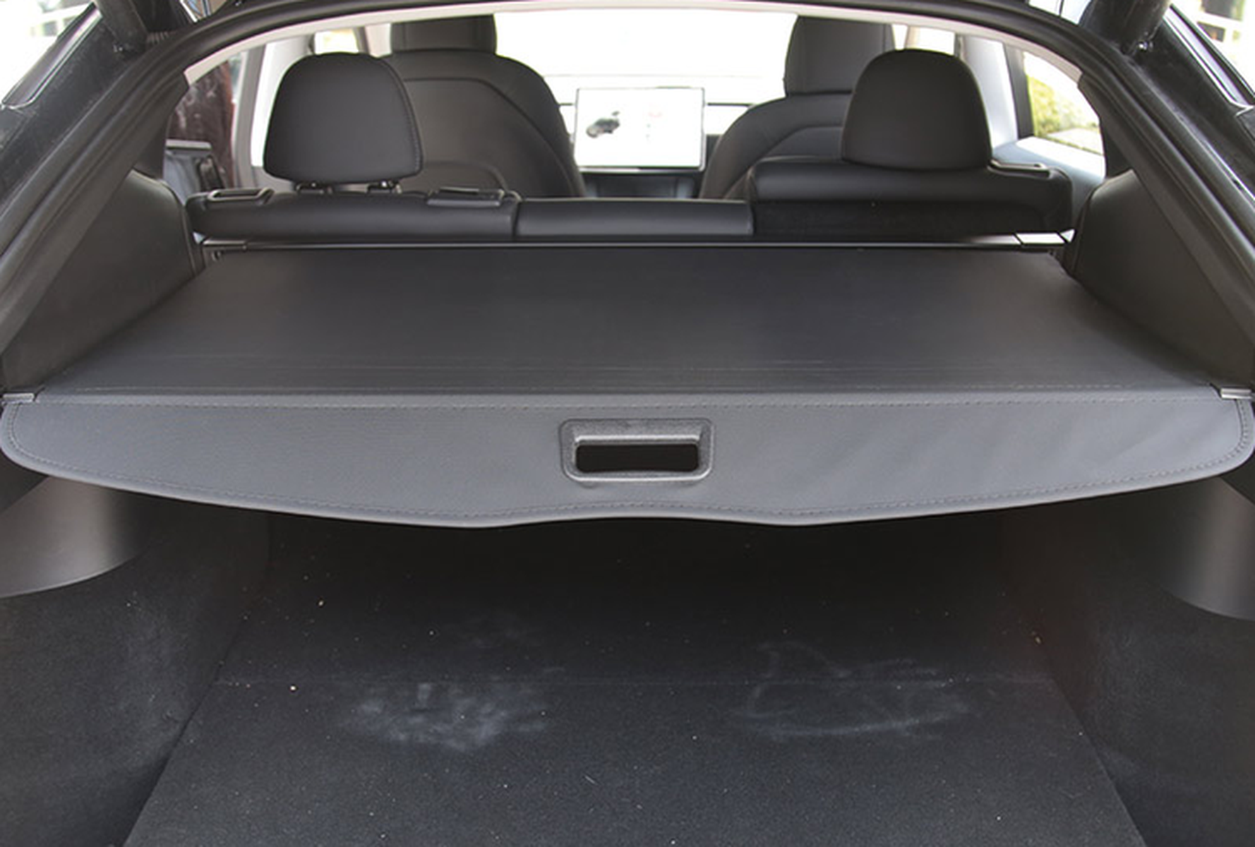 Tesla Model Y insynsskydd/hatthylla bagage 2021-2024