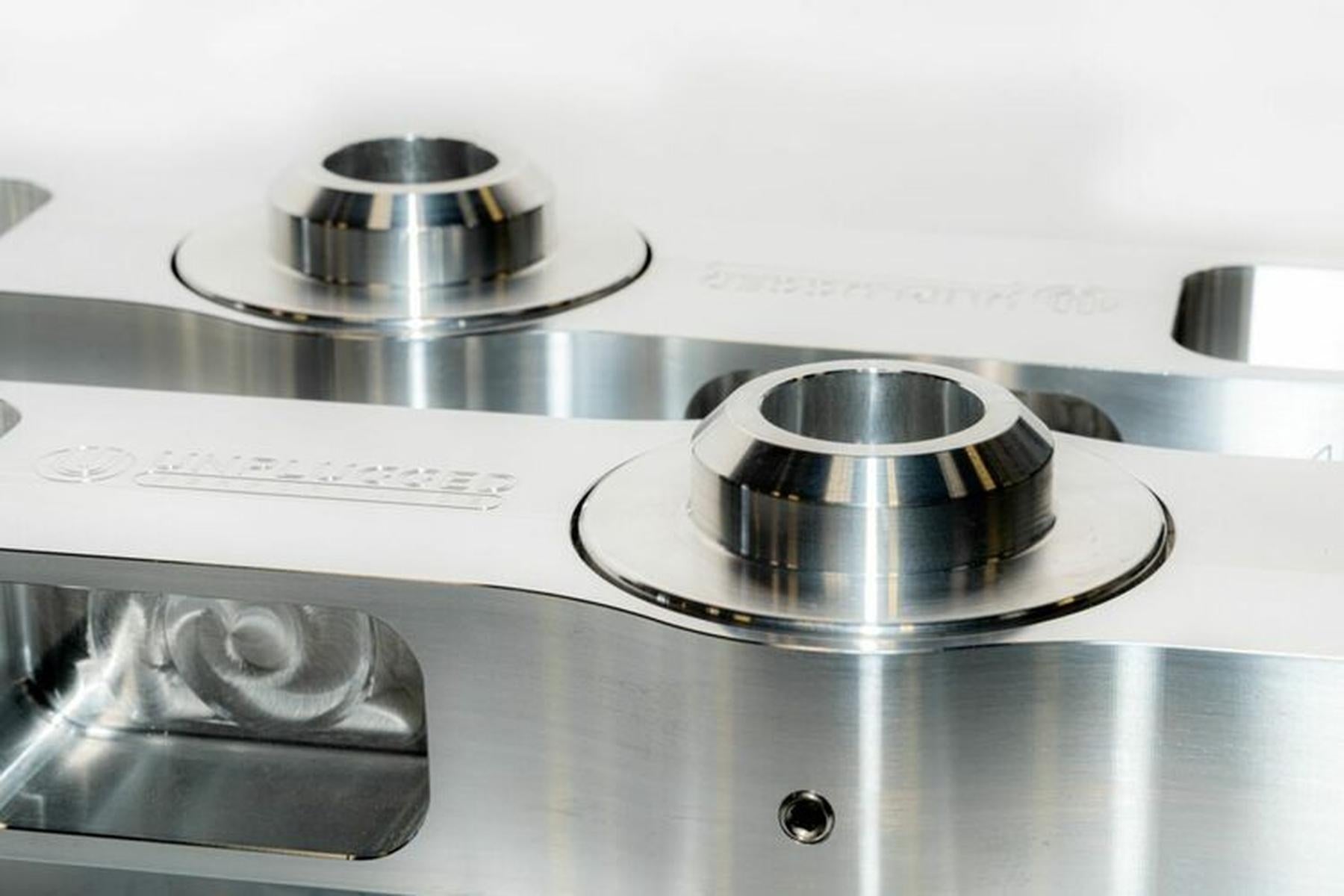 Justerbara Bakre Fjädringsarmar Unplugged Performance Tesla Model 3 & Y