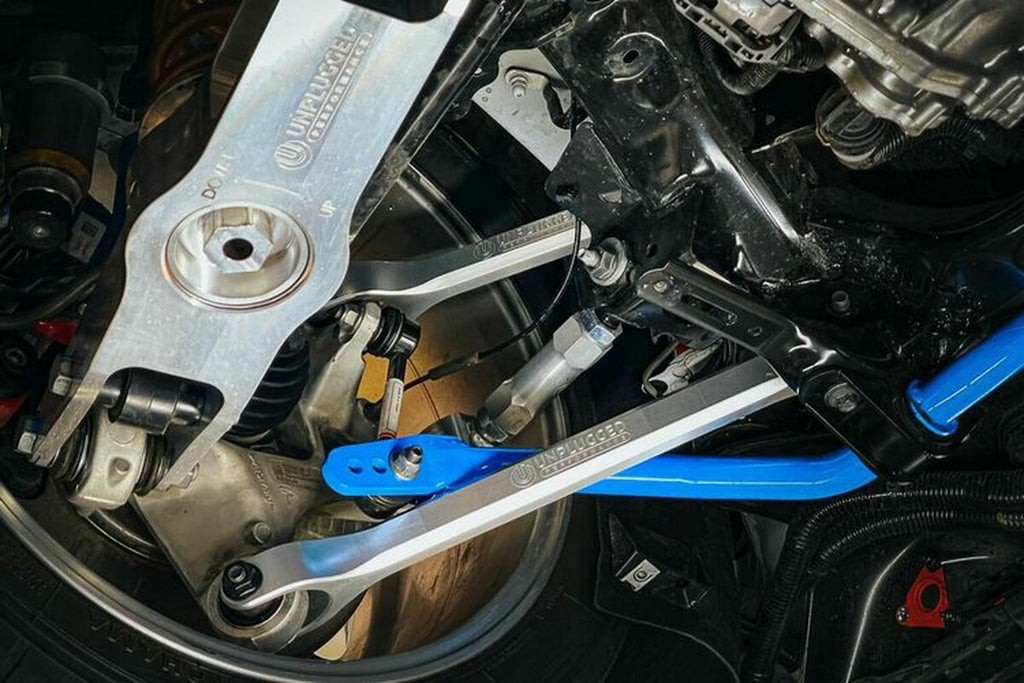 Billet Bakre Traction & Trailing Armar Unplugged Performance Tesla Model 3/Y