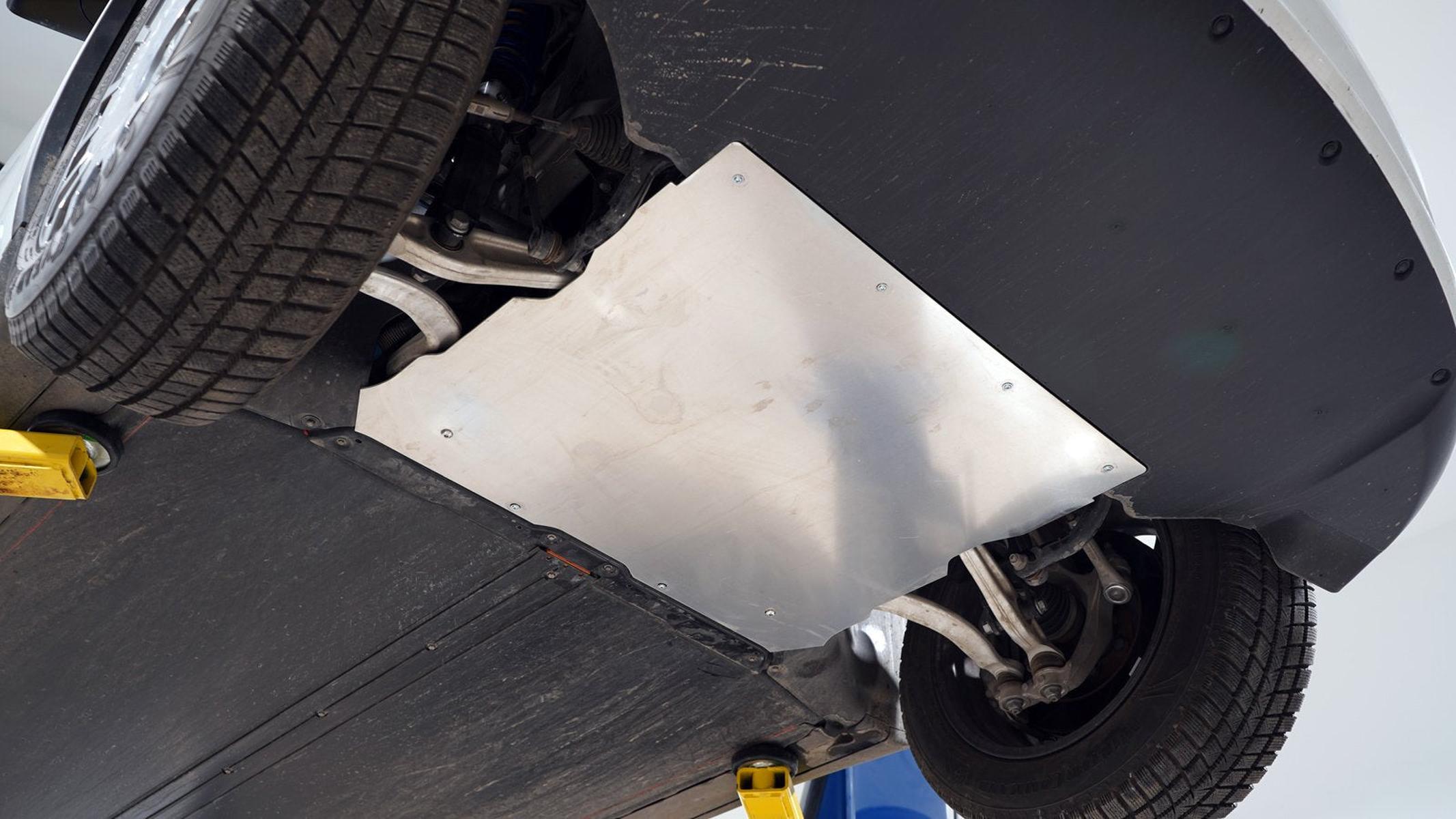 Mountain Pass Performance - Model 3/Y främre skyddsplåt