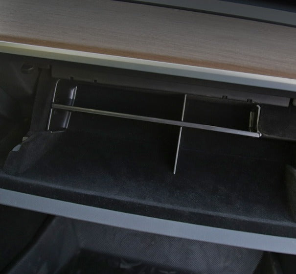 Opdeler til handskerummet Tesla Model 3