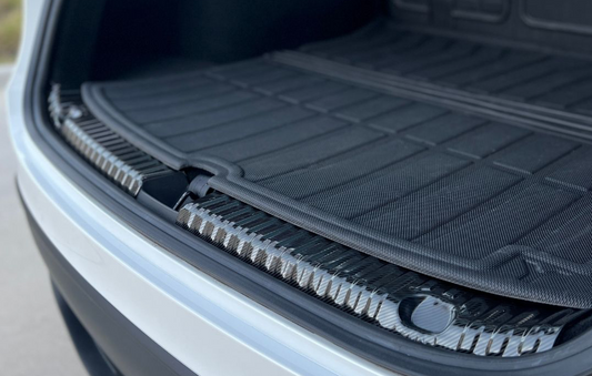 Model Y metal cargo cover for trunk silver/black