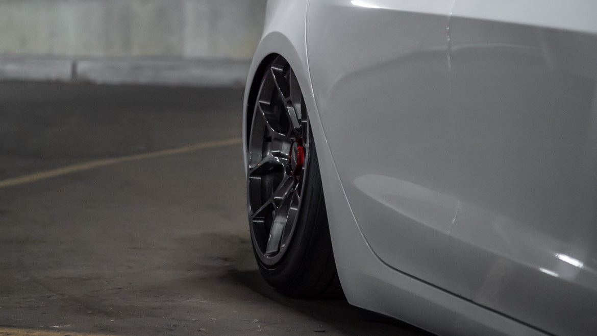 Luftfjädring Tesla Model 3 & Y