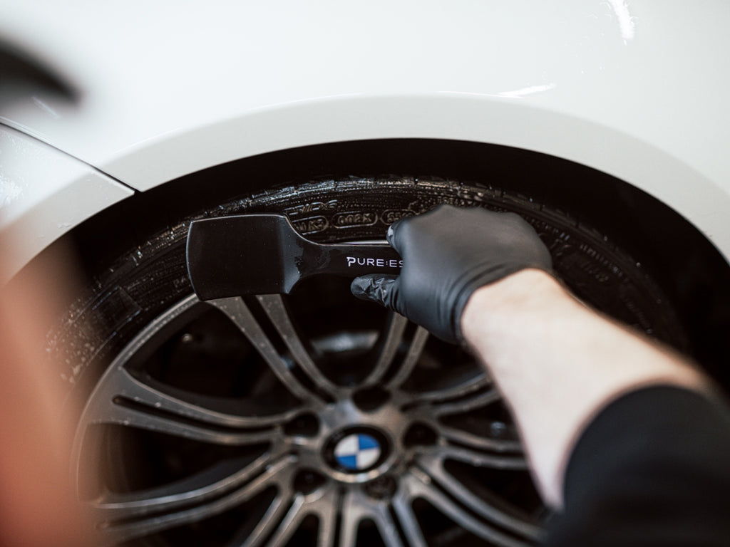 Pureest däck & gummiborste