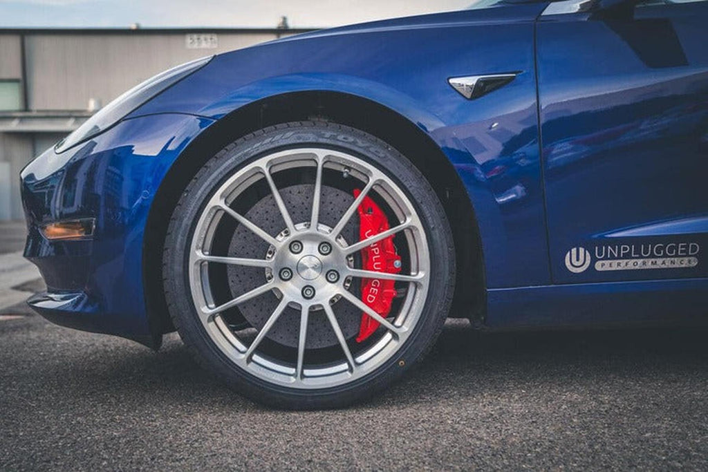 Superlight Carbon Ceramic Unplugged Performance Model 3