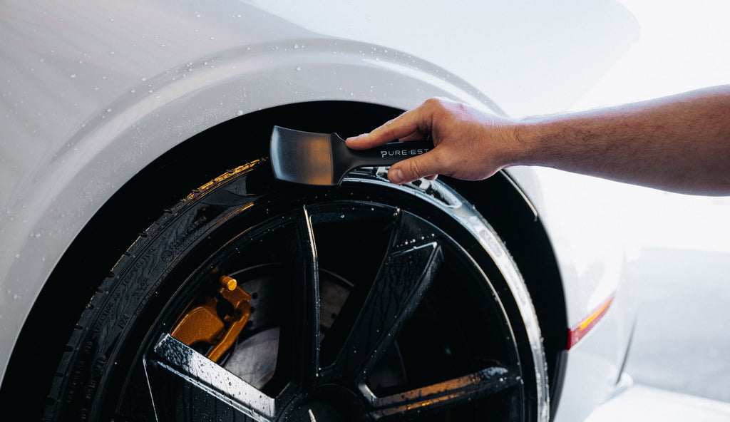 Pureest däck & gummiborste