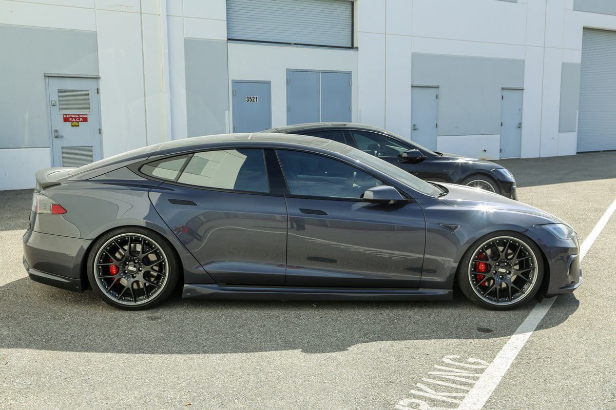 Sports Dynamic Air Suspension Upgrade Kit Unplugged Performance Tesla Model S 2012-2020