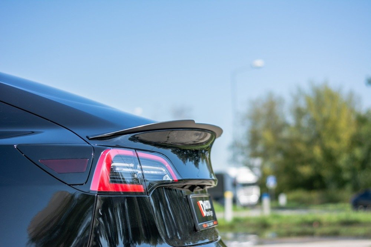 Spoileri Maxton Design Tesla Model 3