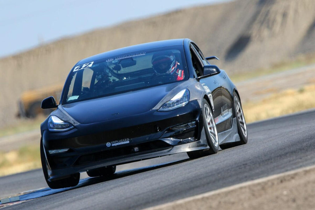 Unplugged Performance X Willans Fia 2025 Racing bälte