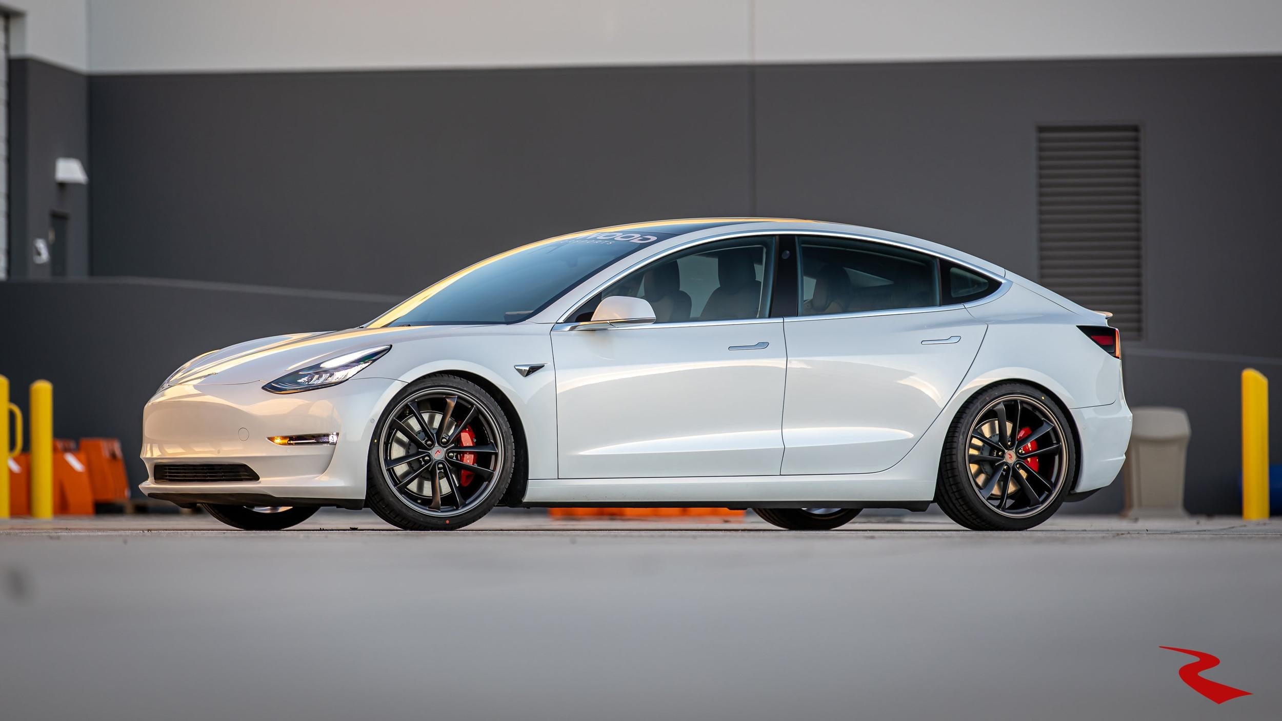 Redwood Motorsports - Model 3 forged RW-S5 cyclone wheel 19x9.5 +35 - set of 4