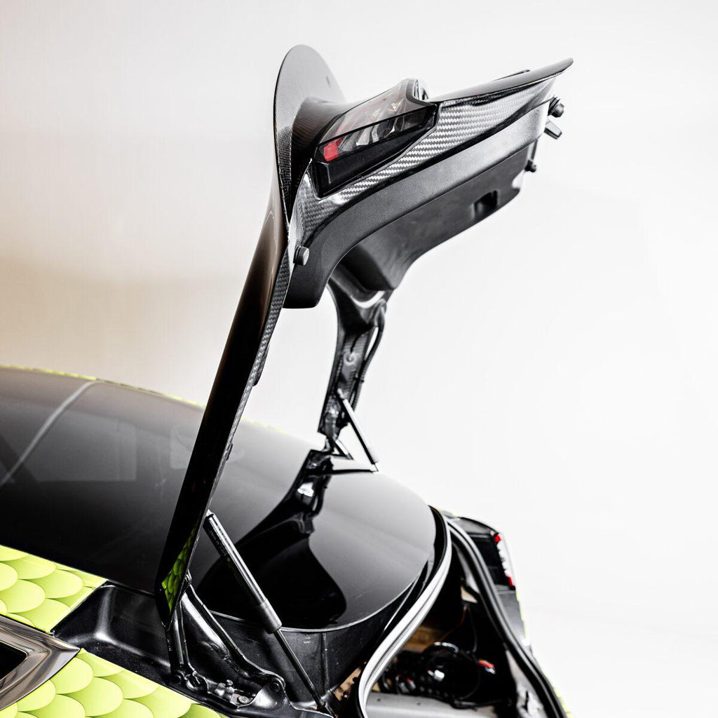 Unplugged Performance - Model 3 Lightweight High Efficiency Carbon Fiber Trunk