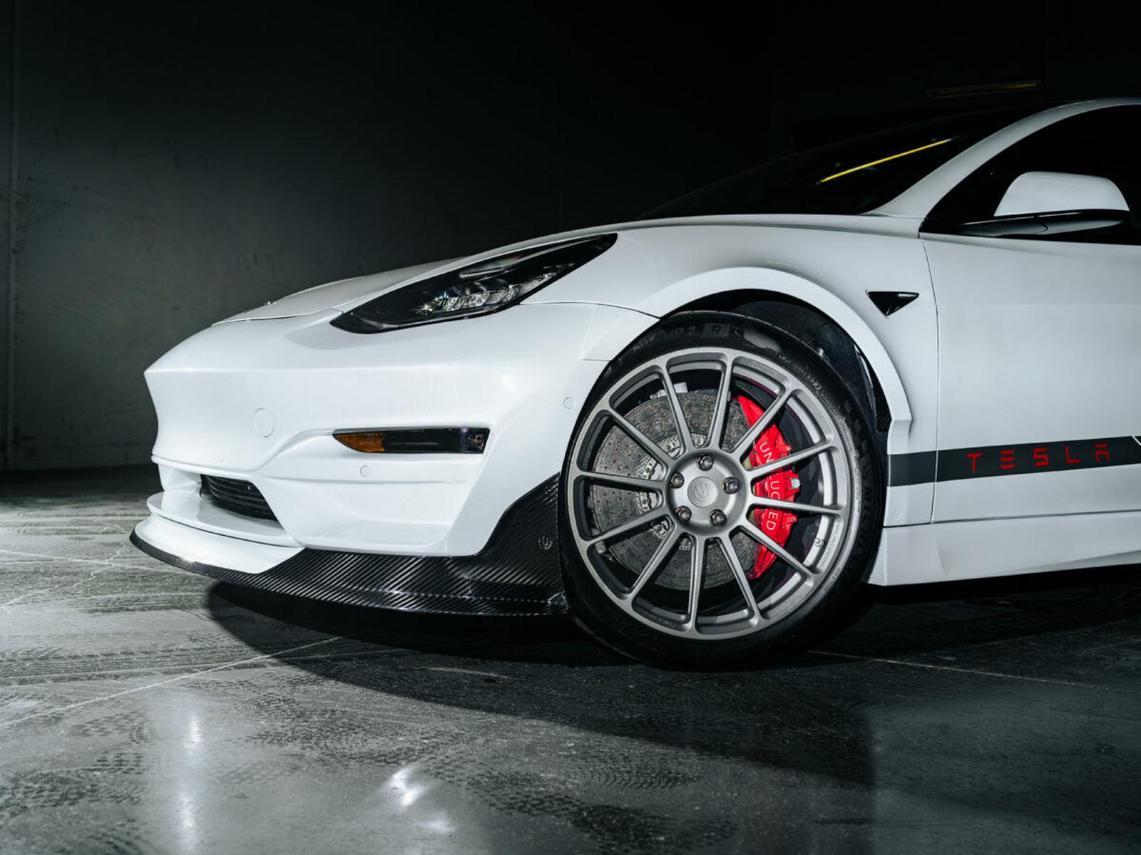 Carbon Fiber Ascension-R Front Wide Fender set Unplugged Performance Model 3