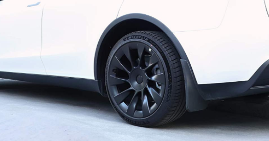 Stänkskydd - mattsvart kraftig modell Tesla Model Y