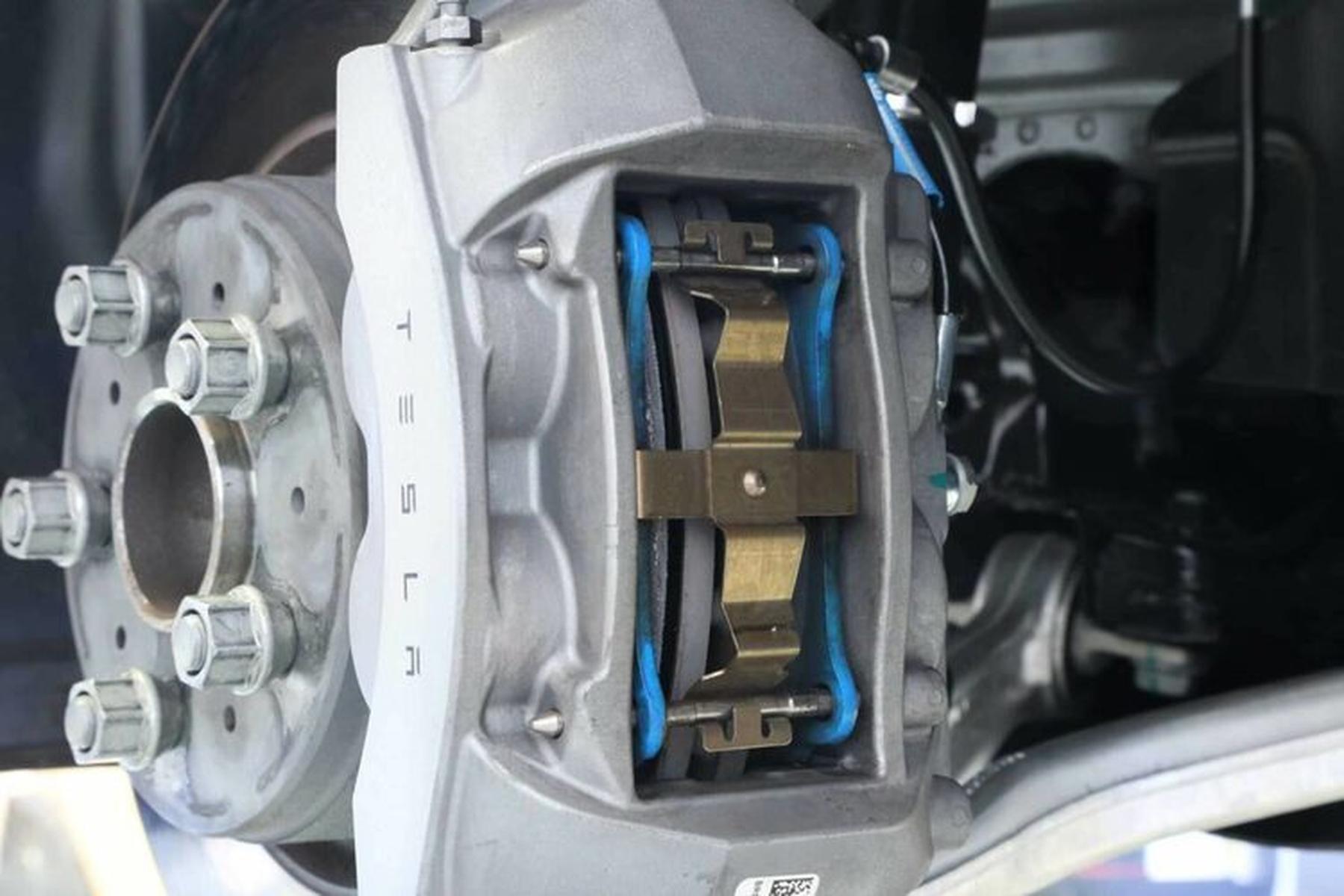 Sport Brake Cable Stainless Steel Unplugged Performance Model 3