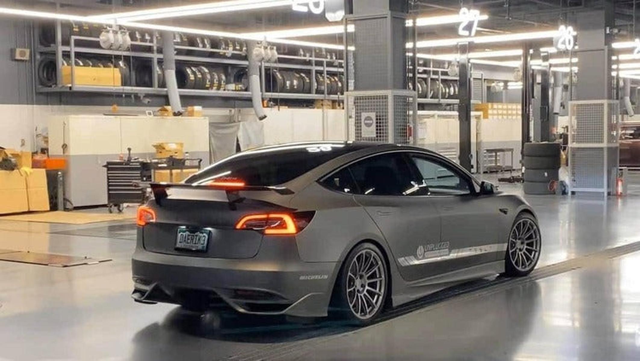 Unplugged Performance - Model 3 Ascension spoiler by Voltex