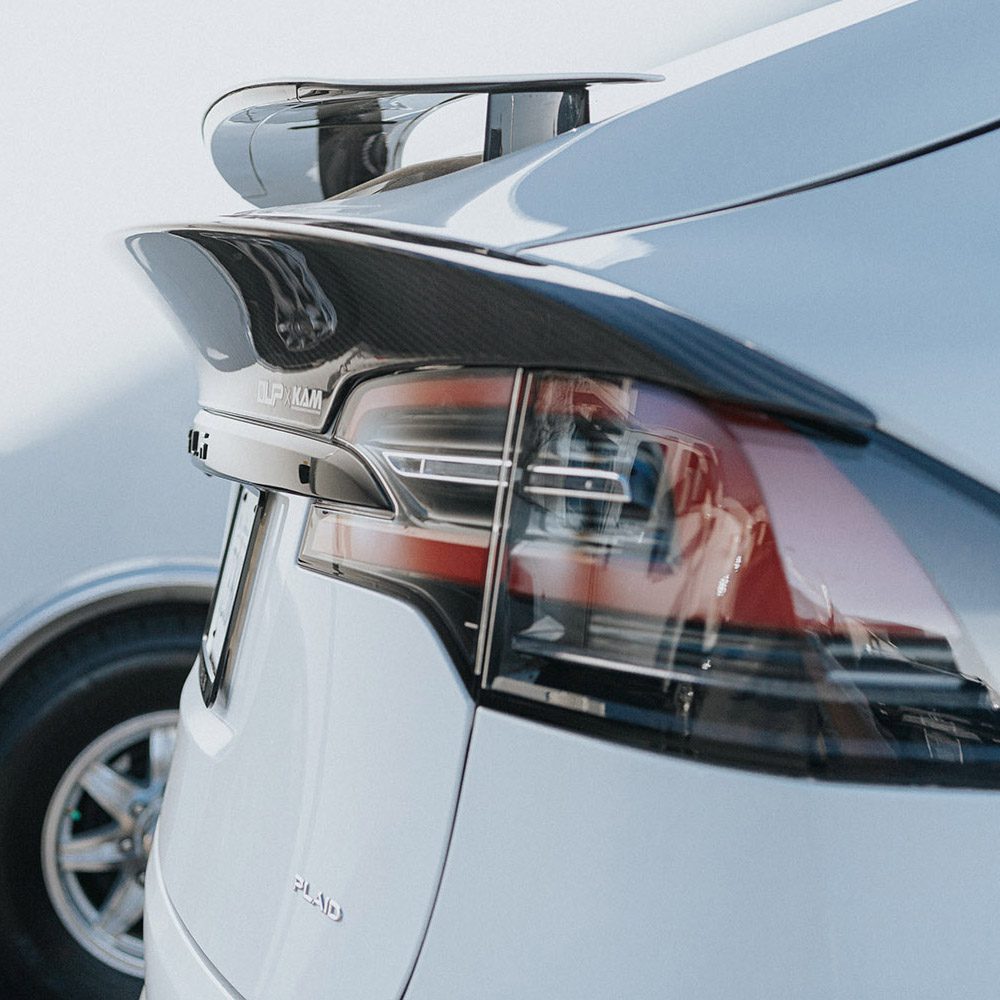 UP x Koenigsegg - Model X Carbon Fiber Long Tail Decklid Spoiler