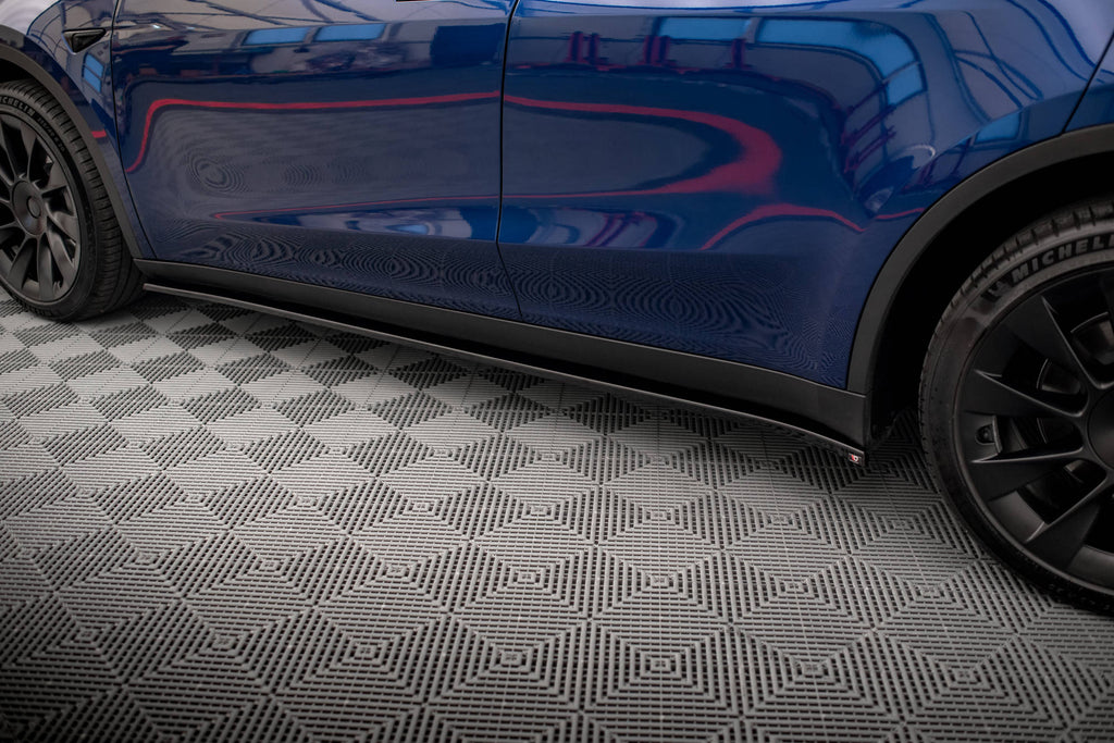 Sidokjol V2 Maxton Design Tesla Model Y