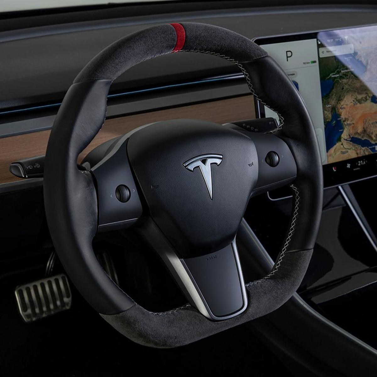 Henkilökohtainen Tesla-ohjauspyörä